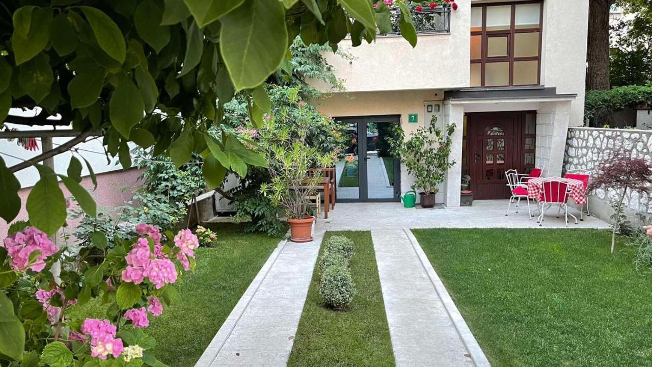 Visoko New Concept - 7 Minutes From The Pyramids - City Center Exterior photo